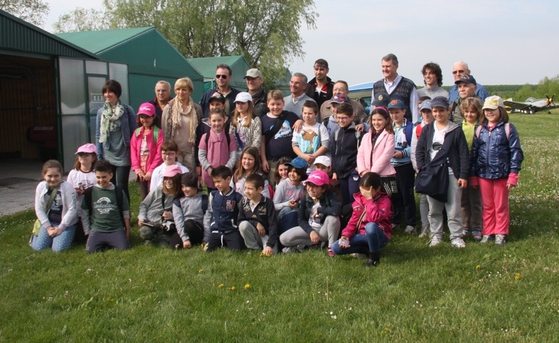 14180403043220140412-022-